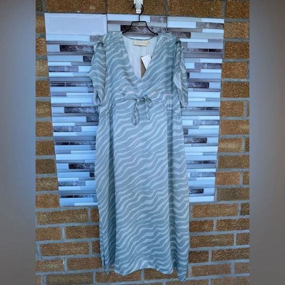 Reistor The Beach to Bar Dress size M/L - Picture 4 of 17